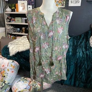 Women’s Sleeveless Peasant Top